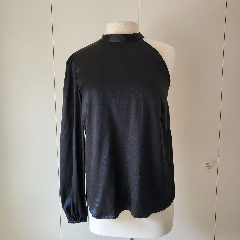 Who What Wear Elegant Black One-Sleeve Blouse XL